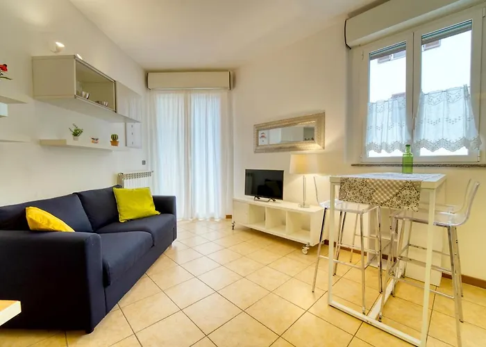 Guesthost - Casa Certosa, Bilocale A Pochi Minuti Da Rho Fiera Milano