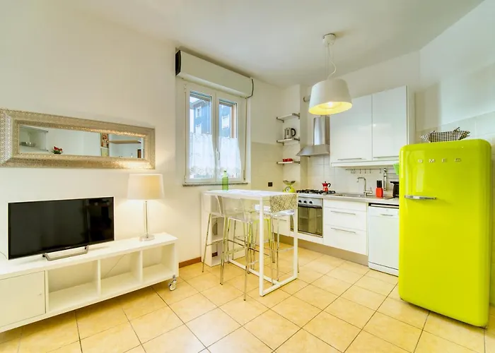 Guesthost - Casa Certosa, Bilocale A Pochi Minuti Da Rho Fiera *