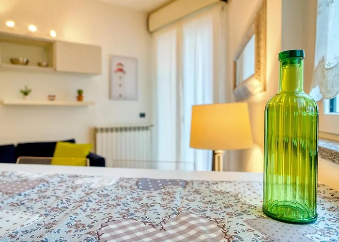 Lägenhet Guesthost - Casa Certosa, Bilocale A Pochi Minuti Da Rho Fiera