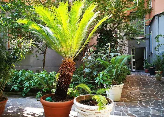 아파트 Spacious 50 Meters From The Metro