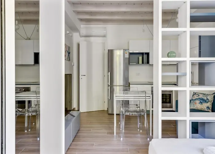 Loft Moderno Sui Navigli * Milán