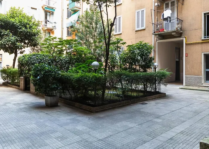 Casa Zara - Metro Lines