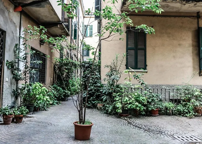 Via Argelati - Navigli Location 2 * 밀라노