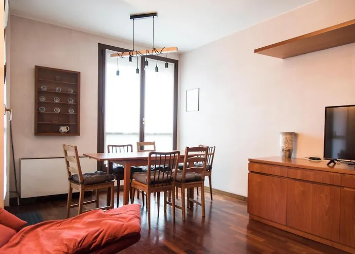 Youhosty - Vittadini 5 Apartamento