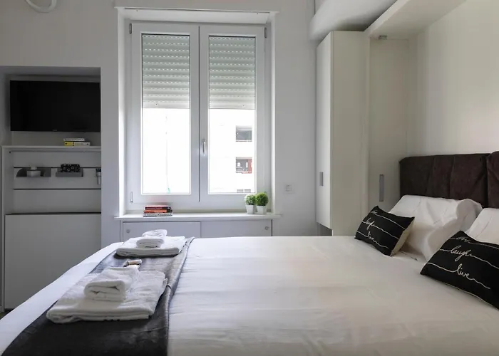 La Piccola Perla - Repubblica/central Station *