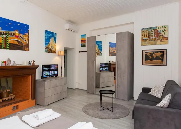 Art Design - Center *