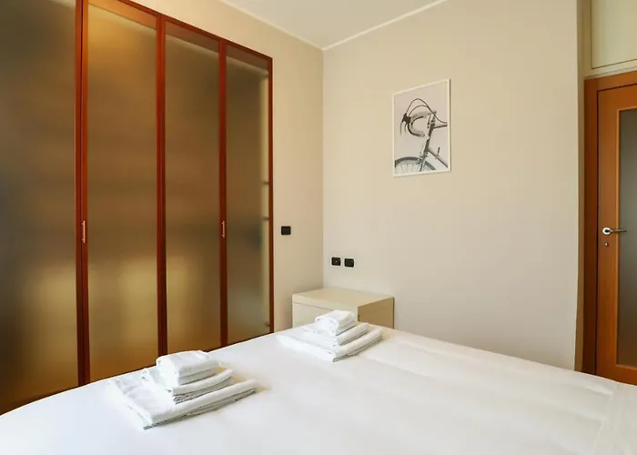 Апартаменты Italianway Easy - Dei Tulipani 4 Милан