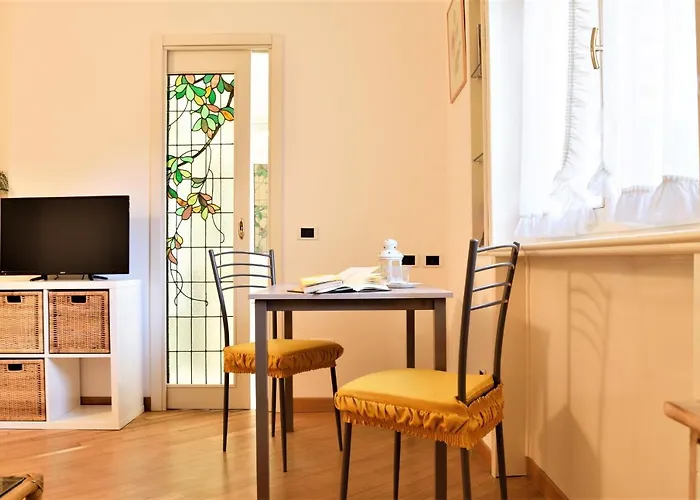 Martesana Flat Close To Yellow Metro