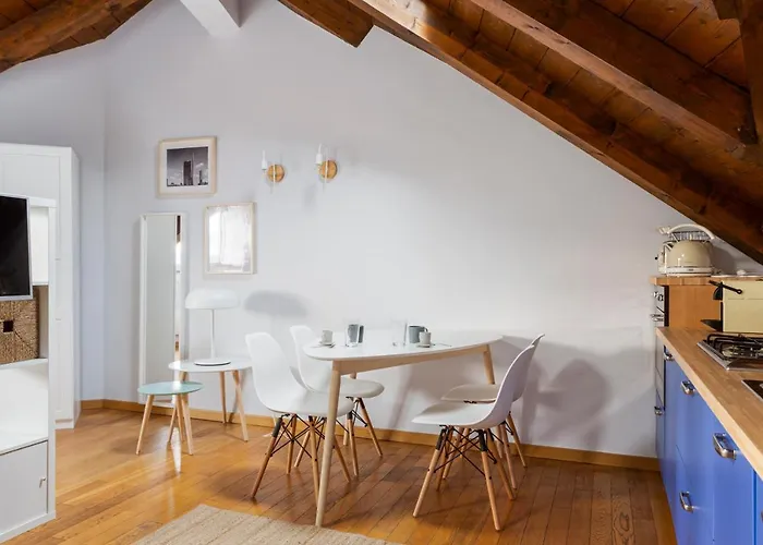 Hostmate - - Farini - Isola Διαμέρισμα *