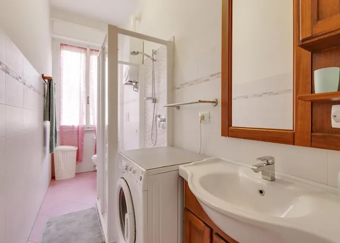 Guesthost - Polytechnic Lovely And Cosy Flat * Milánó