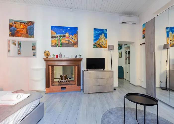 Art Design - Center *