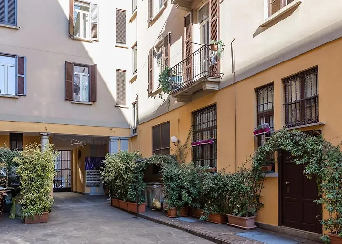 New In Downtown Close To Duomo Apartman Milánó