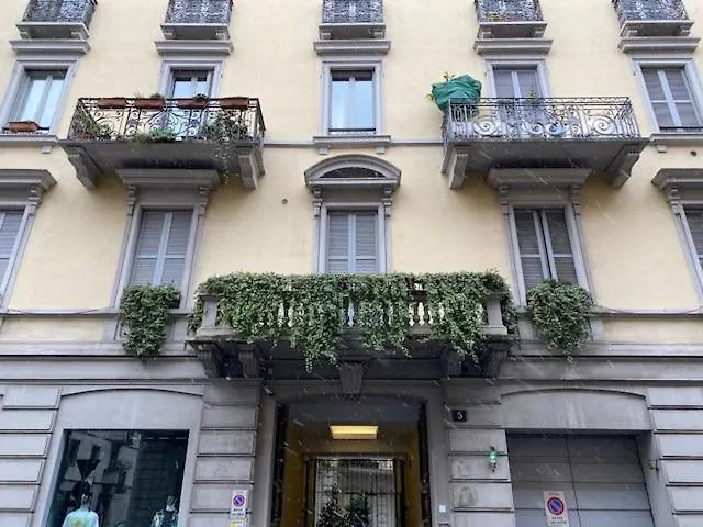 Spacious & Elegant Near Corso Como - Maroncelli Mailand