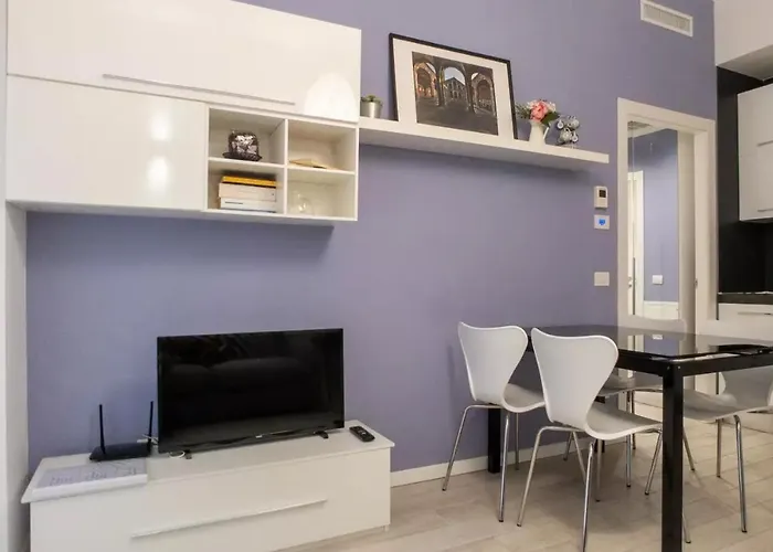 Appartement Modern In Milan