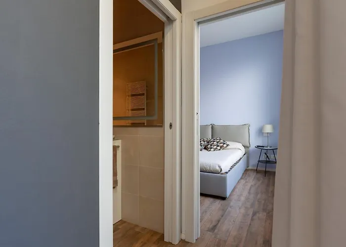 Easytopstay - Tricolore Modern And Cozy * Milán