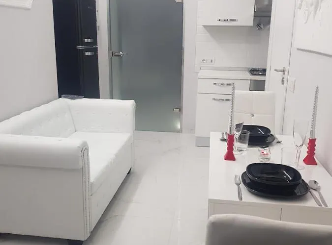 Σπίτι διακοπών Black & White