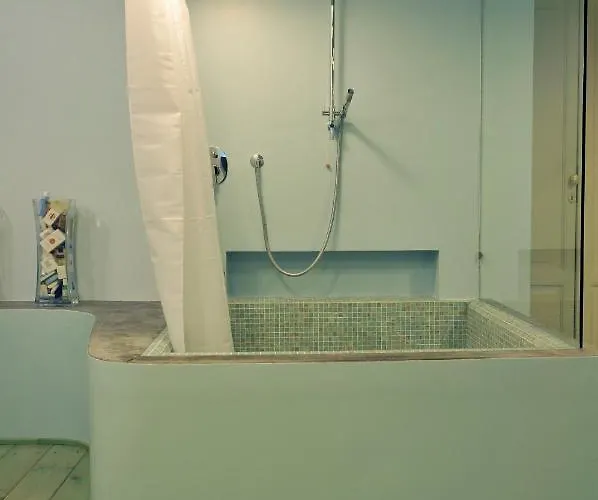 Splendid Housing * Milano