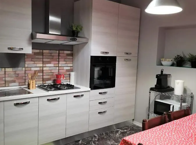 Bnbook-villa Molinari Milánó