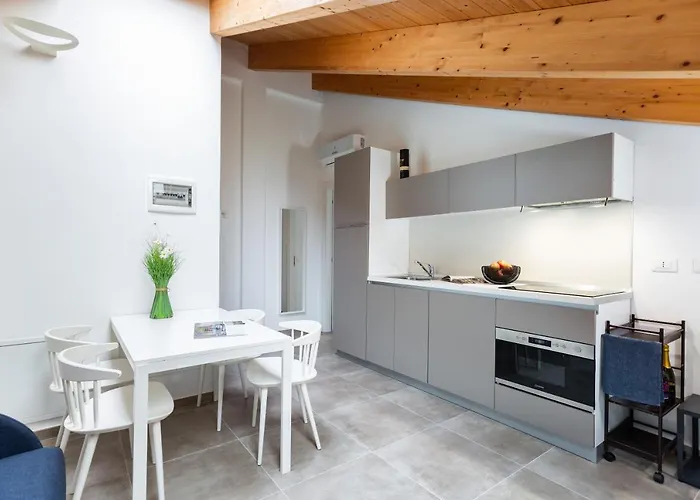 Aurum Pianell 10 Apart-hotel Milão