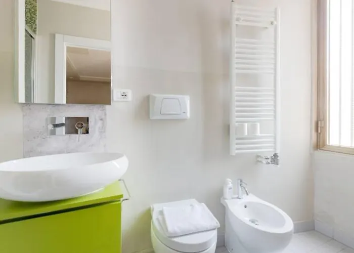 Guesthost - Viale Umbria White & Cosy *