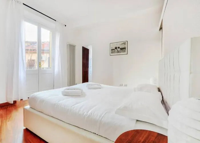 Pagano & Cenacolo Bright 公寓 *