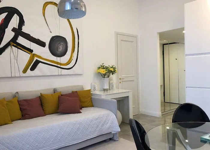 Casa Alberto Da Giussano, Elegante Bilocale In Centro Con Balcone Sul Parco 公寓