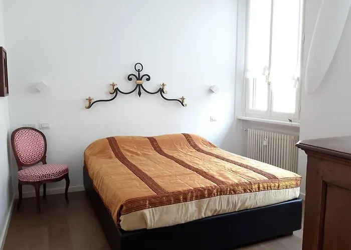 Casadianna * Milánó
