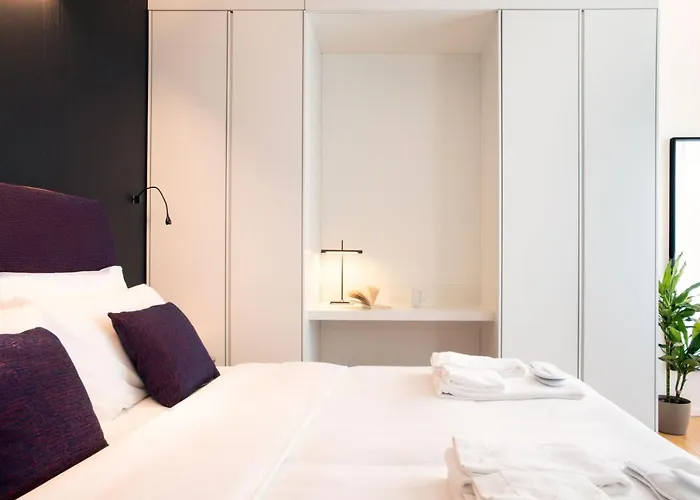 Bmore Duomo - Luxury Near Duomo 4*