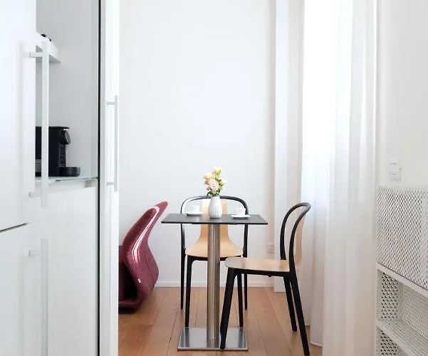 Bmore Duomo - Luxury Near Duomo Milano