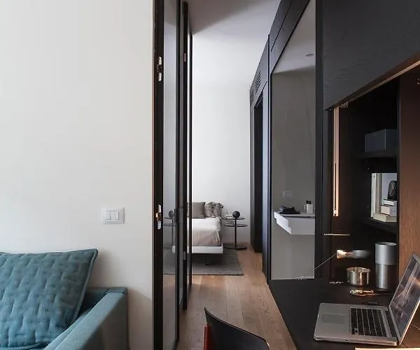 Bmore Duomo - Luxury Near Duomo 4*