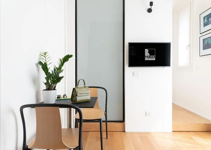 Bmore Duomo - Luxury Near Duomo Apart Otel Milano