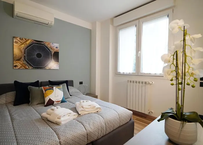 Apartment Rentopolis - Palazzo Candiani Mailand