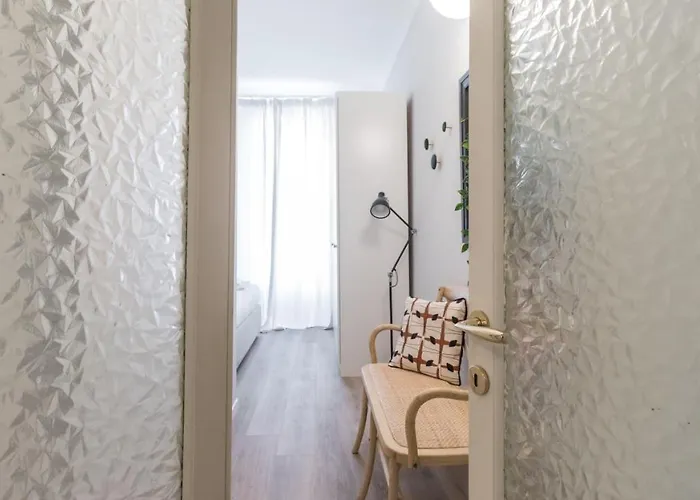 Italianway Comfort - Dei Transiti 7 *