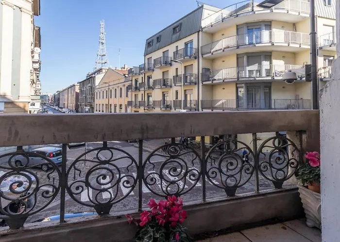 Italianway Comfort - Dei Transiti 7 *