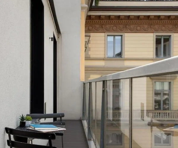 Aparthotel Bmore Duomo - Luxury Near Duomo Milán