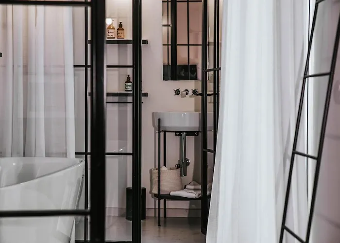 Pensión Ca Bela - Porta Romana 3*