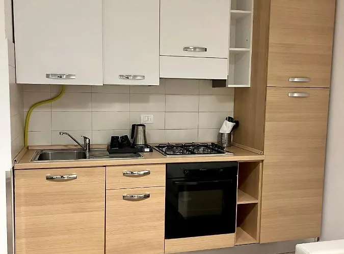 Easy - And Navigli Lägenhetshotell 3*