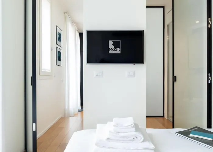 Apart Otel Bmore Duomo - Luxury Near Duomo Milano