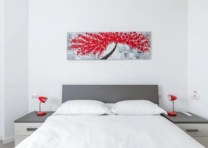 Piazza De Angeli M1 Comfortable Flat With Balcony *