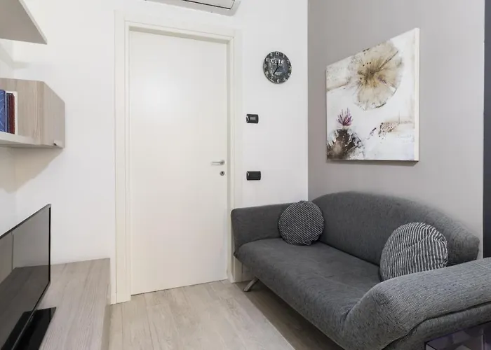 Italianway Easy - Marcantonio Dal Re 20 C Апартаменты *