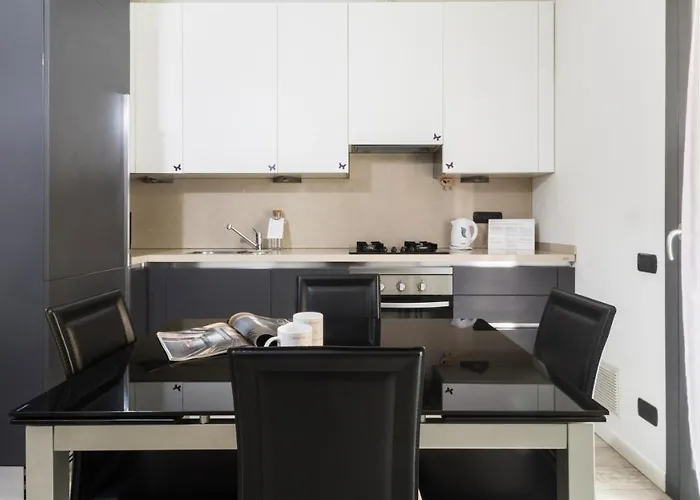 Italianway Easy - Marcantonio Dal Re 20 C * Милан