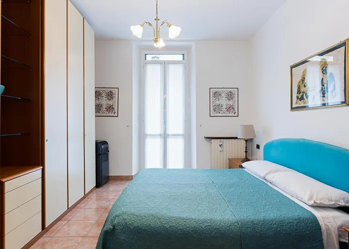 Hostmate - - Via Rovereto Milão