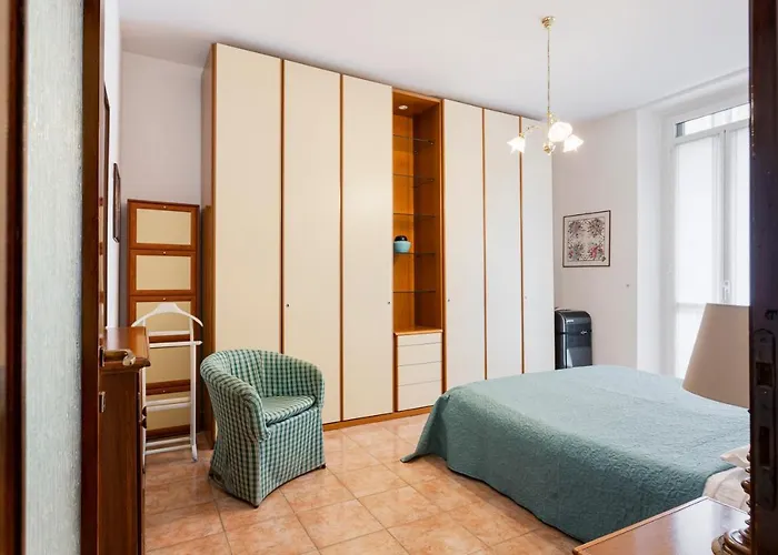 Hostmate - - Via Rovereto