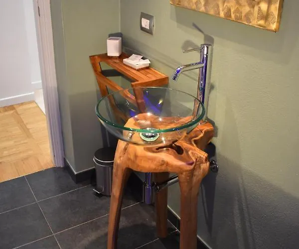 Bruzzanese Apartman *