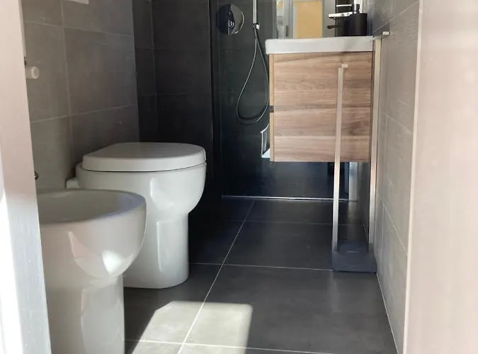 Valerie House Daire Milano