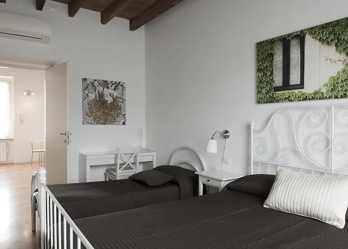 Daire La Maison Del Capestrano Milano