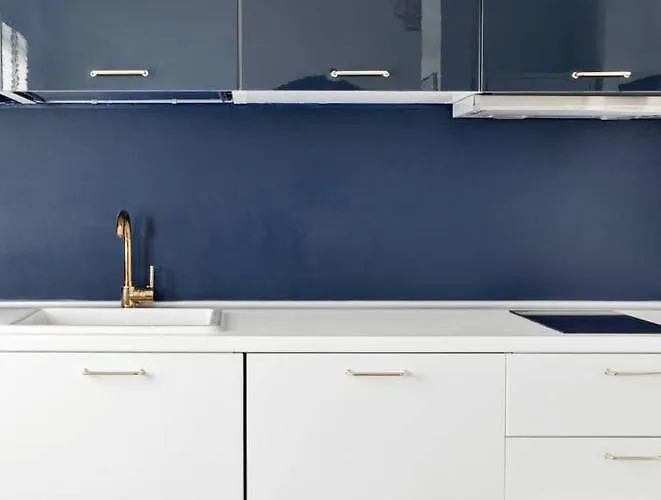 Easylife - - Lecco 18 S - Porta Venezia *