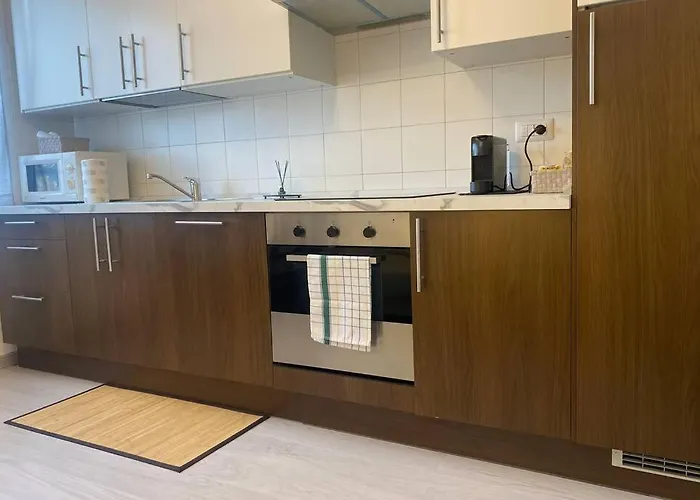 In - Bicocca Near Apartman *