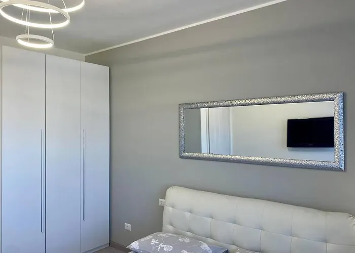 In - Bicocca Near Apartman