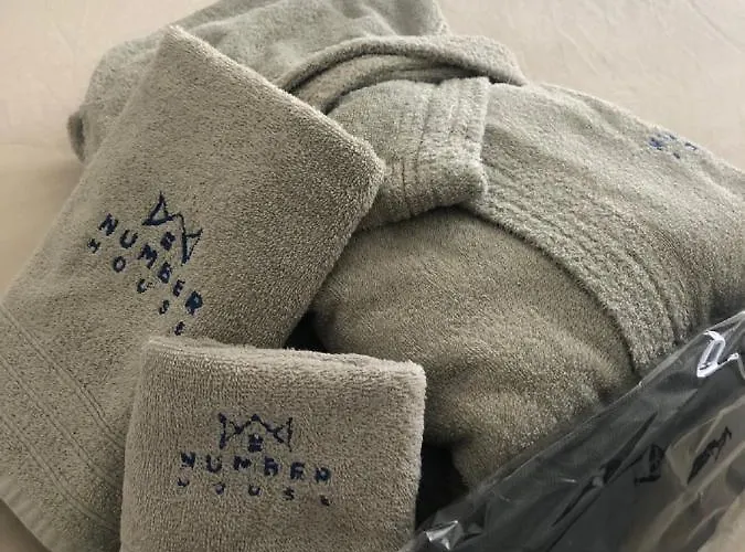 Number House - Number 11 *